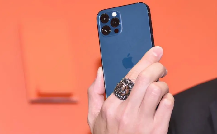 珠海苹果手机维修分享iPhone12系列重启方法教程 